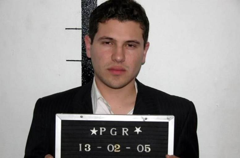 El mayor de ‘Los Chapitos’ evade a autoridades con túneles, sicarios e informantes en Culiacán, afirma WSJ