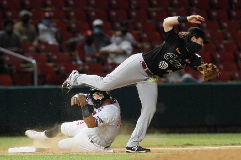 Tomateros de Culiacán define su calendario de pretemporada y lista de invitados