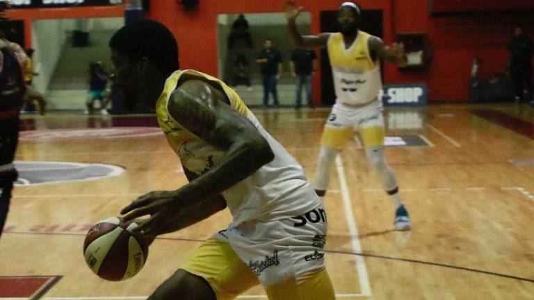 Caballeros de Culiacán se pone con marca de 2-9.
