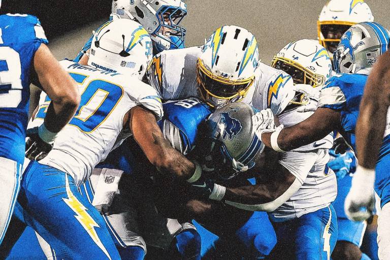 Chargers arrasan a Lions en el Hall of Fame Game con jóvenes promesas
