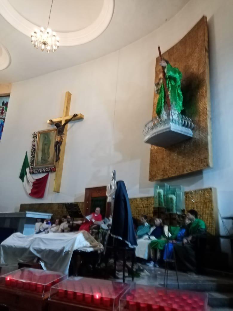 $!Feligreses del Templo San Judas Tadeo realizan procesión del silencio