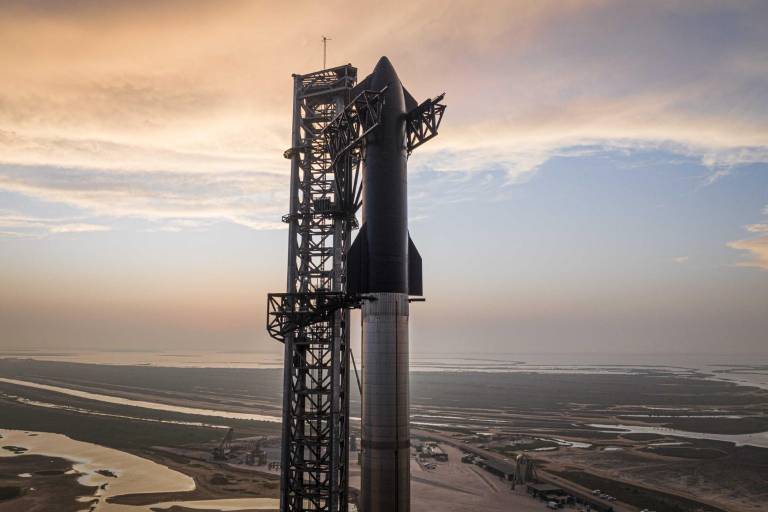 Explota el cohete Starship, de Space X, en su primer lanzamiento de prueba