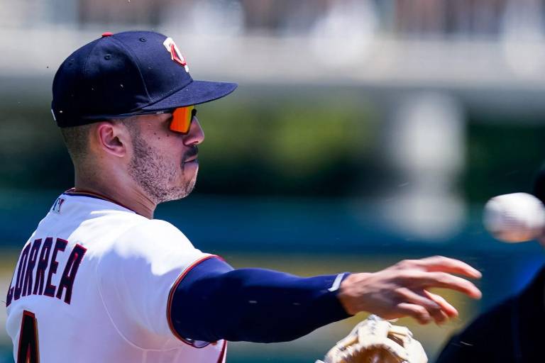 Carlos Correa luce en estreno primaveral con Mellizos