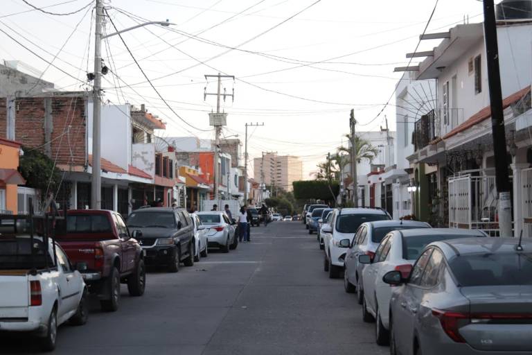 Reportan secuestro virtual de tres adolescentes en Mazatlán
