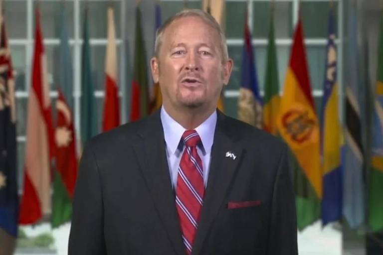 Senado de EU ratifica a Ron Johnson como nuevo embajador en México
