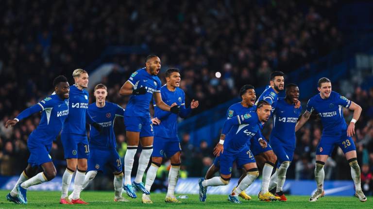 Chelsea aprovechó todo lo que el Newcastle le regaló para meterse a las semifinales de la Copa de la Liga Inglesa.