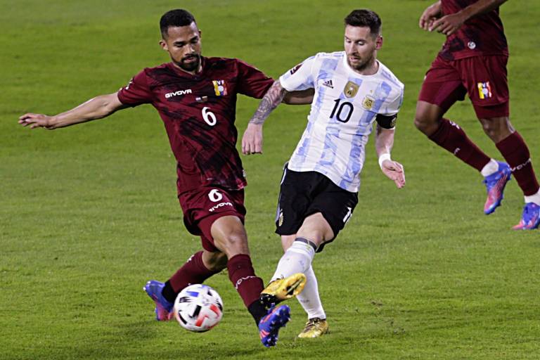 Argentina supera 3-0 a Venezuela en las Eliminatorias de Conmebol rumbo al Mundial