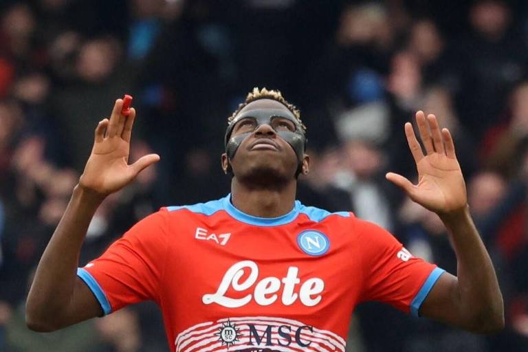 El Napoli sin Chucky remonta ante el Udinese