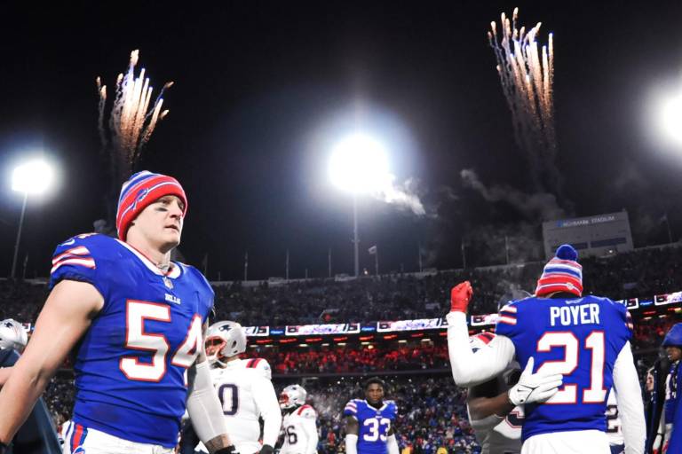 Bills sellan su boleto a la Ronda Divisional con paliza sobre Patriots