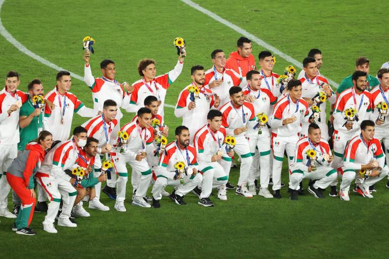 Sinaloenses y México reciben su medalla de bronce del futbol varonil en Tokio 2020