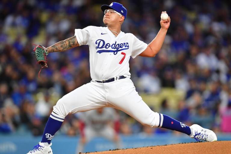 Se retrasa regreso de Julio Urías con Dodgers