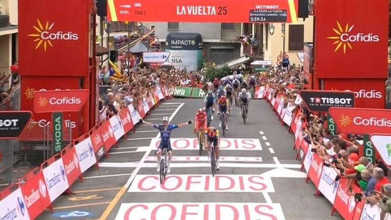 David Gaudu se impone en la tercera etapa de la Vuelta a España.