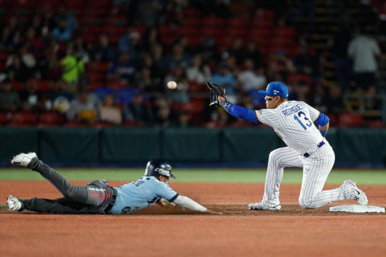 Algodoneros de Guasave apalea a Charros y empata la serie