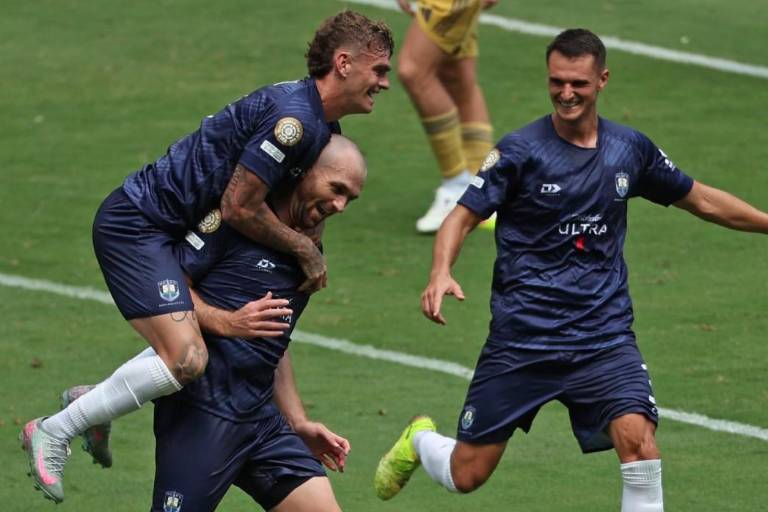 A Boca no le basta con una hinchada de ensueño