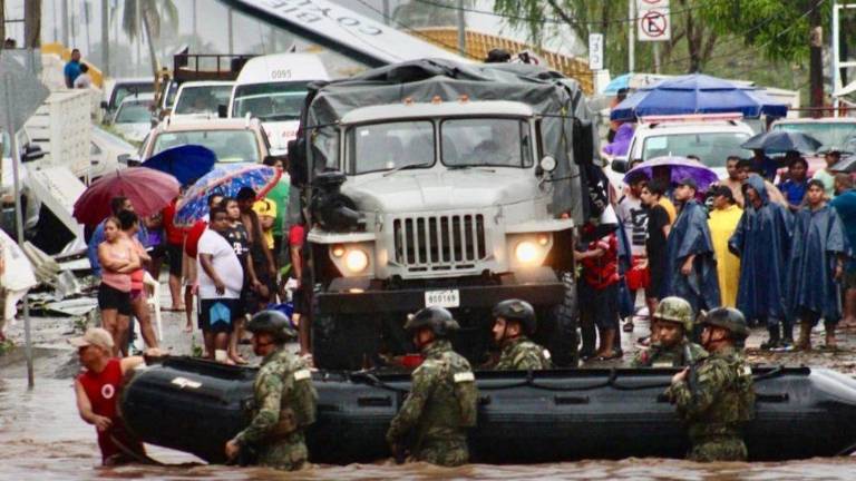 En el Centro de Mando de Acapulco ya se encuentran las autoridades federales.