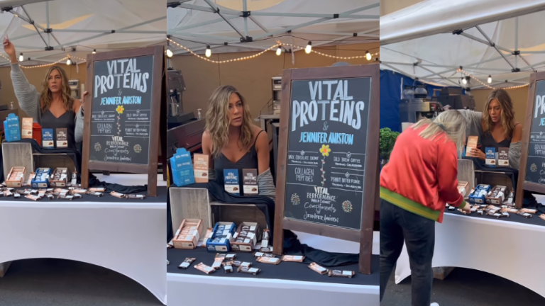 Jennifer Aniston promueve sus barras de proteína en una feria.