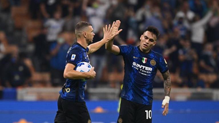 Edin Dzeko y Lautaro Martínez fueron los anotadores por el Inter de Milán, en el duelo ante el Atalanta.