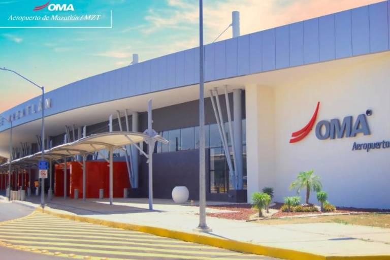 Reactiva aeropuerto de Mazatlán operaciones la mañana de este sábado
