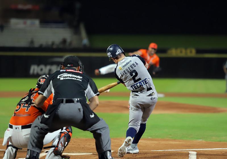 $!Naranjeros pega primero en casa ante Sultanes