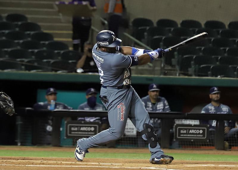 $!Algodoneros derrota 8-5 a Naranjeros y amarra la serie