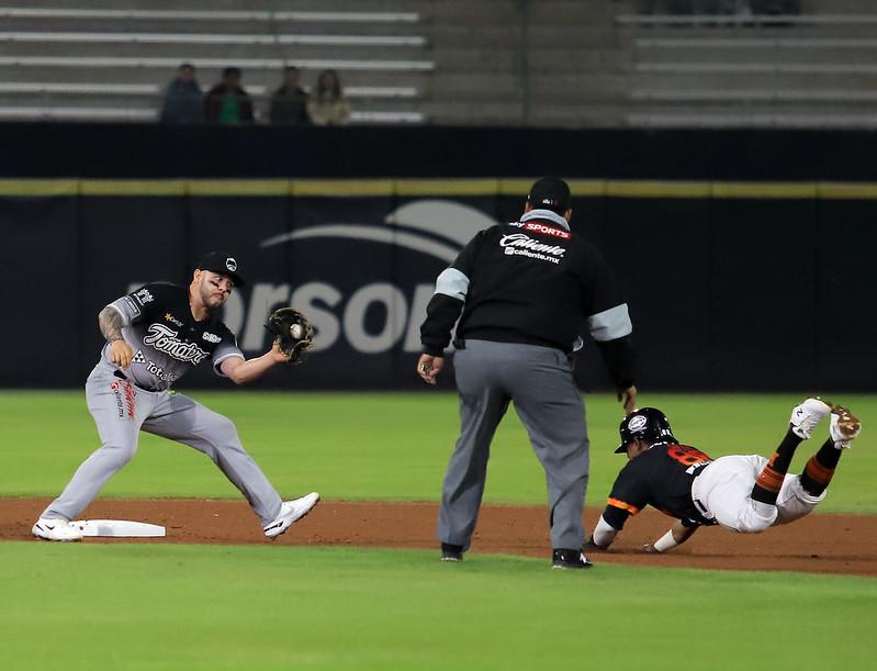 $!Tomateros de Culiacán pierde serie en Hermosillo