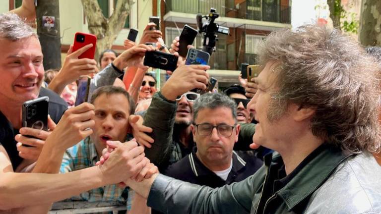 Javier Milei es el primer economista que alcanza la Presidencia de Argentina.