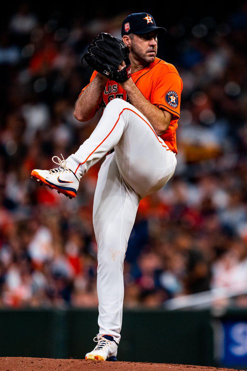 $!Mexicano Adrián Martínez recibe 4 jonrones, 3 de Yordan Álvarez, para sufrir su quinta derrota