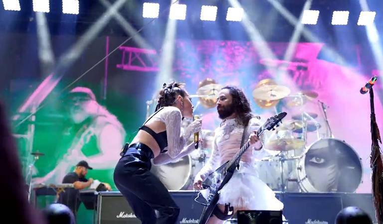 Triunfan Danna Paola y Moderatto en el Pal’ Norte 2022