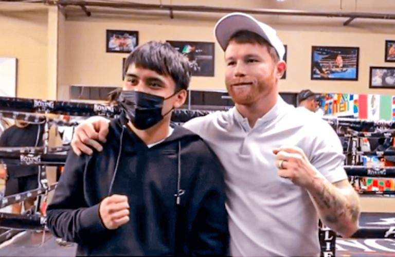 Hijo de Pacquiao entrena con el Canelo Team (VIDEO)
