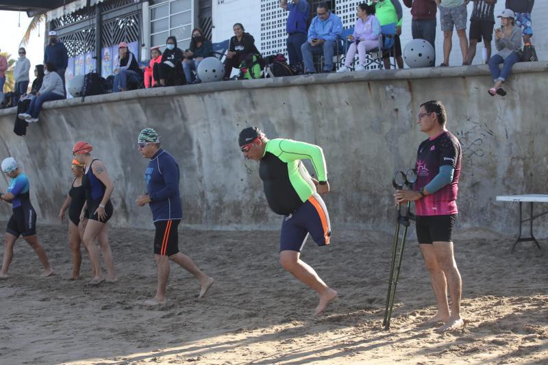 $!Carlos Mercado y Karla Luna dominan la Tercera Puntuable de Natación