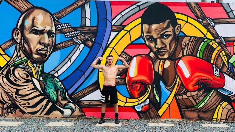 Abner Figueroa Cotto debutará profesionalmente en Culiacán.
