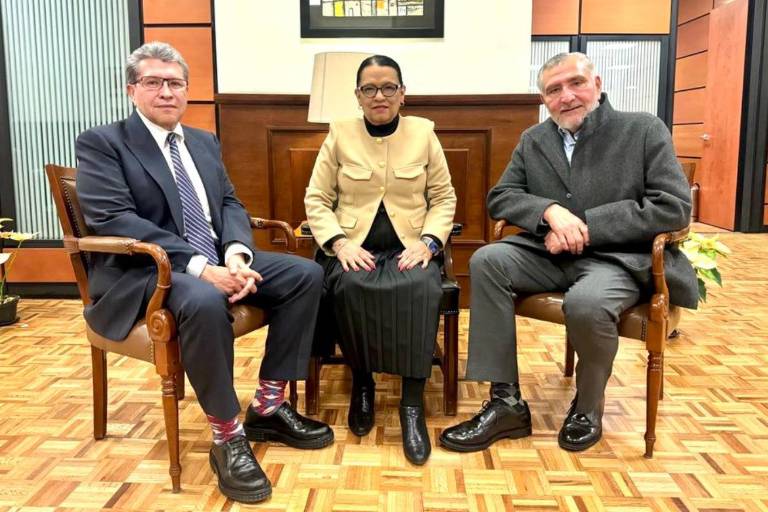 Monreal y Adán se reúnen con Rosa Icela en Palacio