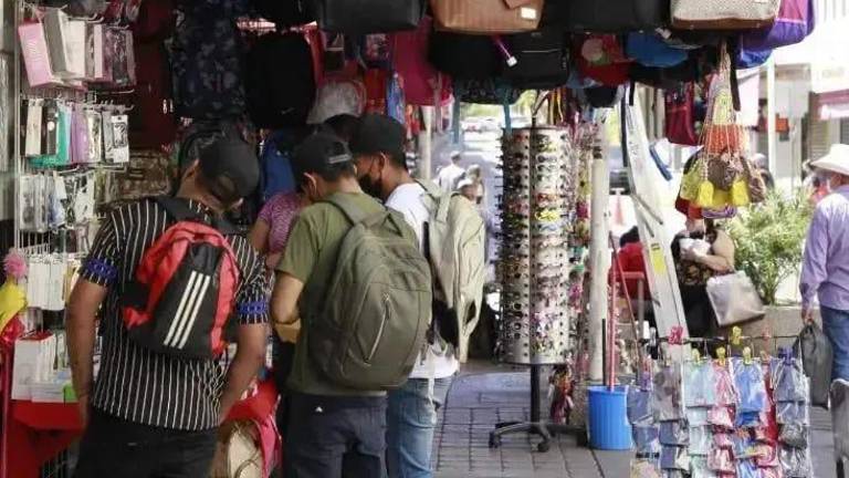 Aunque la apertura de negocios ha aumentado, los recursos para cubrir los gastos del sector comercial no están fluyendo de manera adecuada.