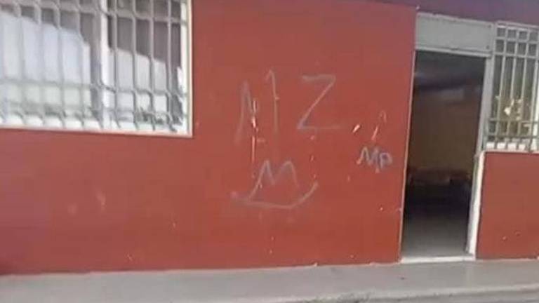 Las pintas aparecieron a primera hora de este lunes 31 de marzo.