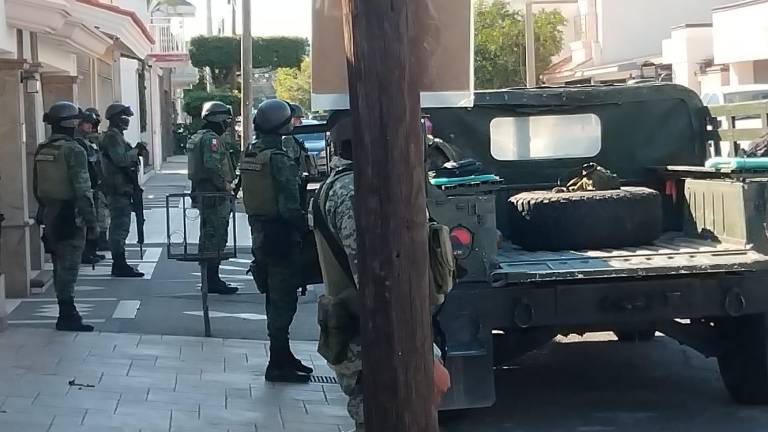 Personal del Ejército mantiene resguardado el lugar, al oriente de Las Quintas.