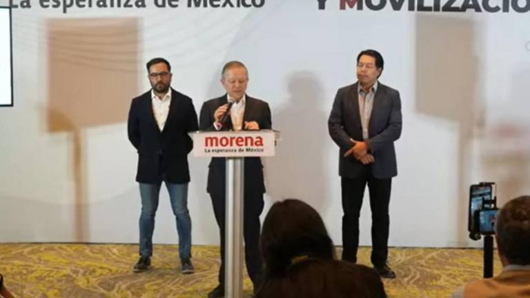 El ex Ministro Arturo Zaldívar al anunciar las acciones.