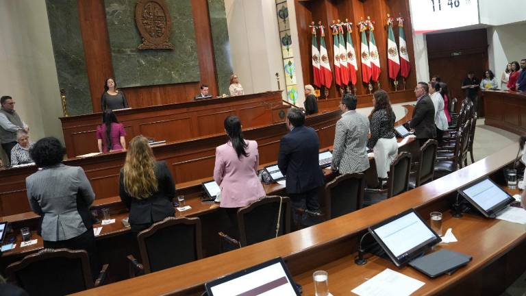 El planteamiento sugiere reformar el artículo 5 de la Ley para Prevenir y Eliminar la Discriminación del Estado.