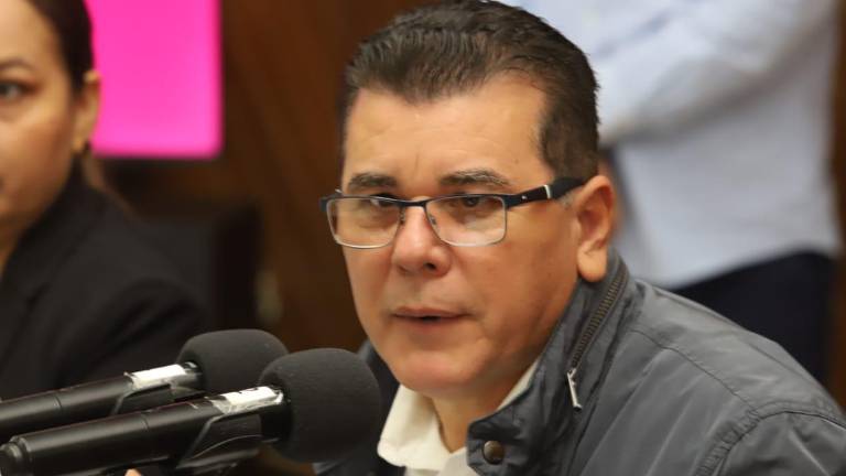 El Alcalde de Mazatlán informó sobre la reunión que sostuvo con el Secretario de Seguridad y con el Coodinador de Protección Civil.