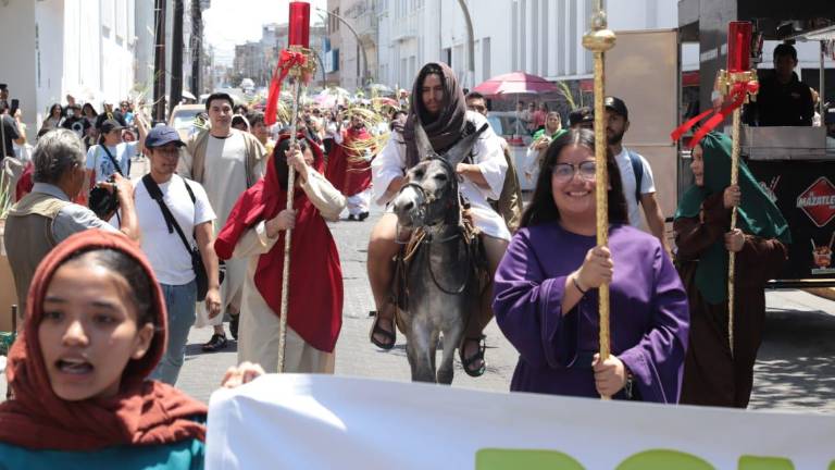 Fue el joven Jesús Joel quien por tercer año consecutivo representa a Jesucristo en esta Pascua Juvenil.
