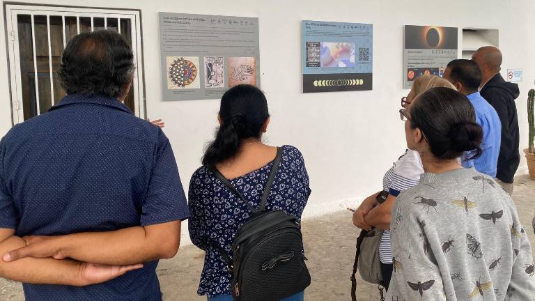 Esta galería está ubicada en la cima del Cerro del Crestón, en El Faro Mazatlán