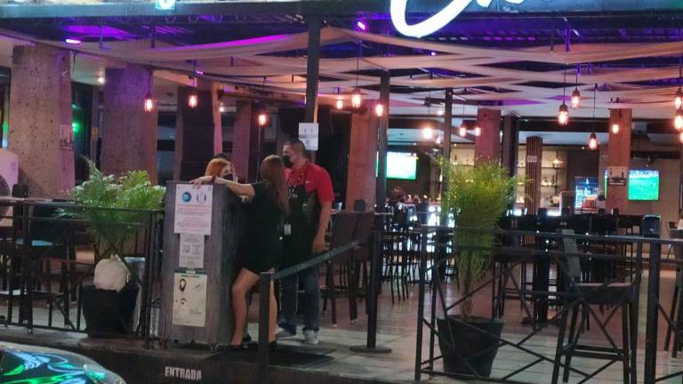 Quien no presente el certificado no puede ingresar a los lugares públicos, asegura el Alcalde Luis Guillermo Benítez Torres.
