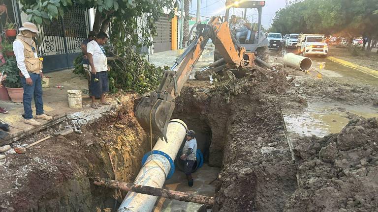 Después de cerca de 15 horas de labores se reparó la falla en el fraccionamiento Chulavista, al norte de Mazatlán.
