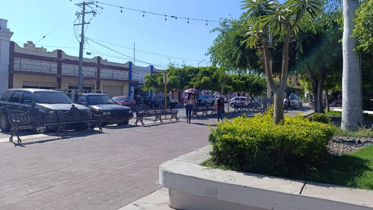 El calor real este martes llegó a los 34 grados centígrados, pero debido a la humedad, la sensación térmica fue de 42 grados.