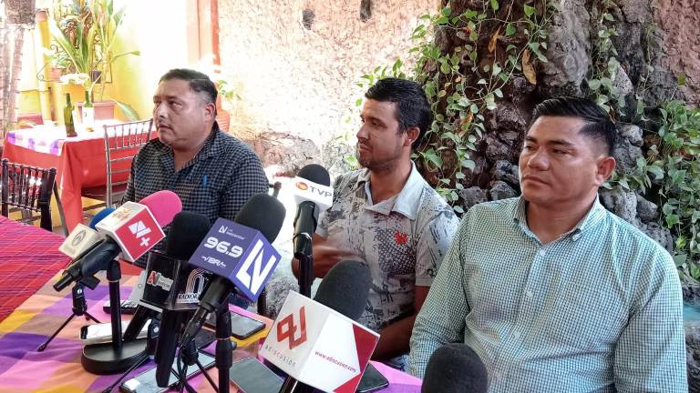 Los denunciantes son Gilberto Sandoval, síndico que se hallaba en El Varejonal, así como Jorge Alberto Bejarano Villaman, de la sindicatura de Potrero de Bejarano.