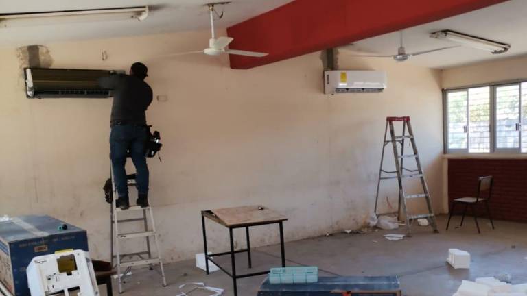 Desde hace meses, el Gobernador de Sinaloa, Rubén Rocha Moya, se comprometió con esta compra, adicionados a los que iniciaron a instalar desde el año pasado.