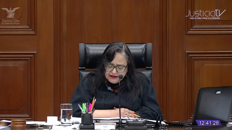 La Ministra Norma Lucía Piña exigió congruencia y recordó que en agosto de 2022 la SCJN invalidó, por unanimidad, una reforma de 2017 por vicios de procedimiento legislativo, similares a los del llamado ‘Plan B’.