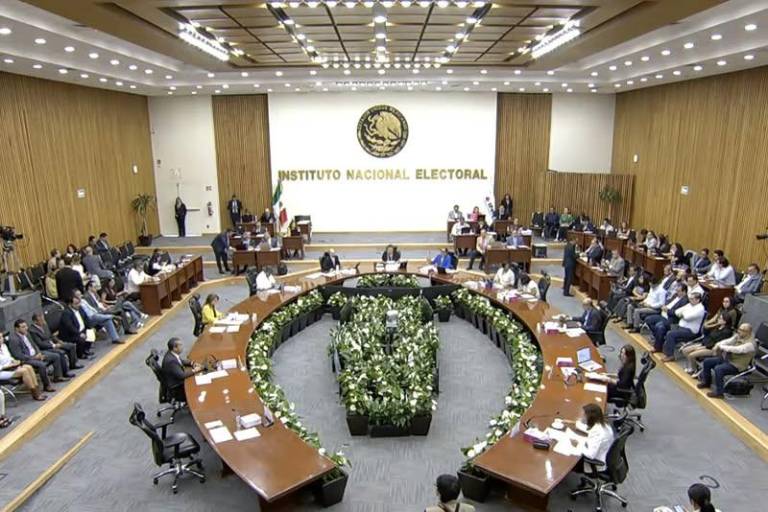 INE valida la elección judicial con baja de algunas casillas y pese a ‘operación acordeón’