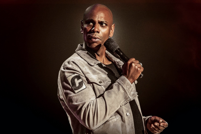 Fans de Dave Chappelle abandonan su show tras mala broma sobre Israel y Palestina