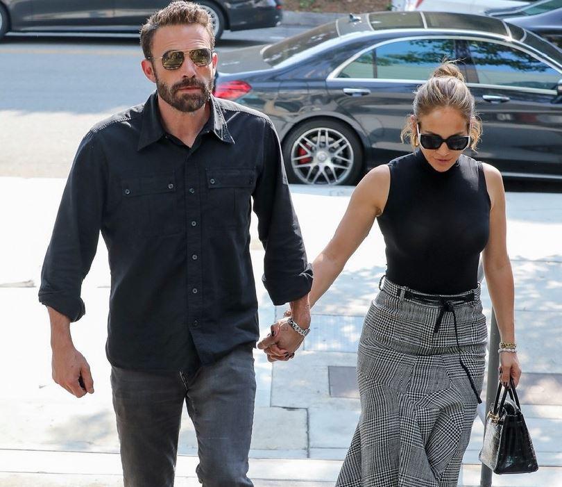$!La pareja se ha visto muy enamorada por lo que se espera que pronto sorprendan con una boda.