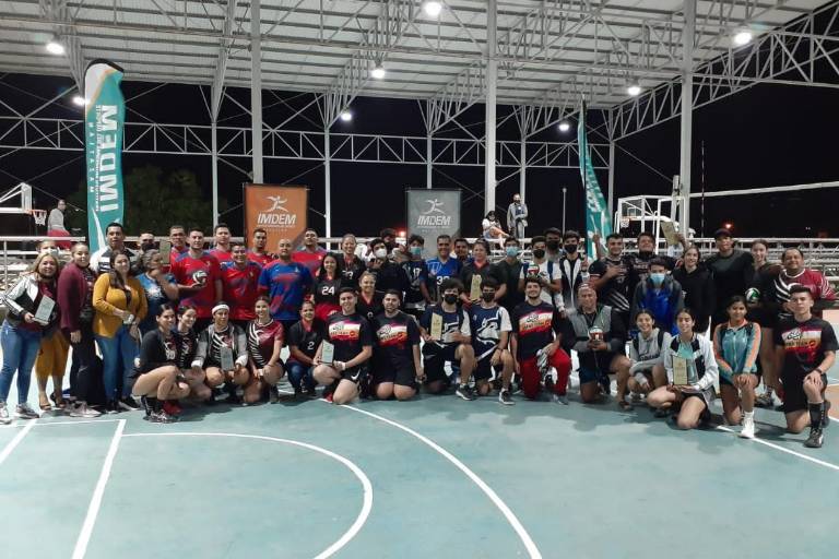 Premian a lo mejor de la Liga de Afiliación 2022 de Voleibol de Sala